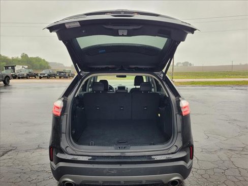 Certified 2022 Ford Edge Titanium image 9