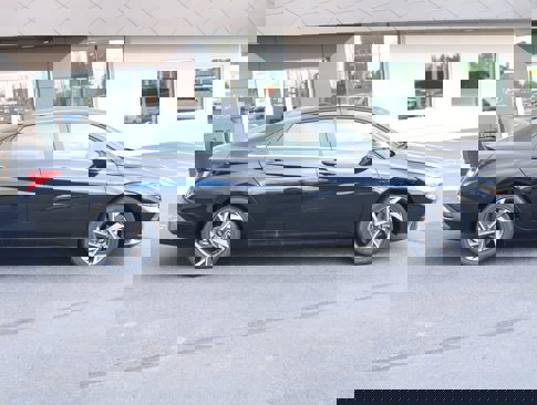 New 2025 Hyundai Elantra Limited image 2