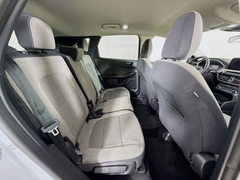 Used 2022 Ford Escape SE w/ Cold Weather Package image 25