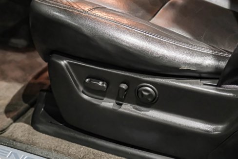 Used 2012 GMC Yukon XL Denali image 28