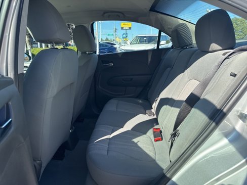Used 2014 Chevrolet Sonic LT image 17