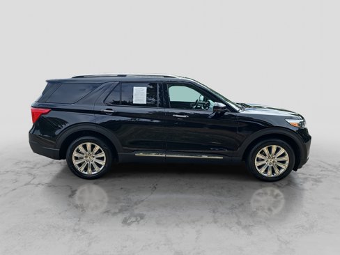 Used 2023 Ford Explorer Limited w/ Limited Technology Package image 4