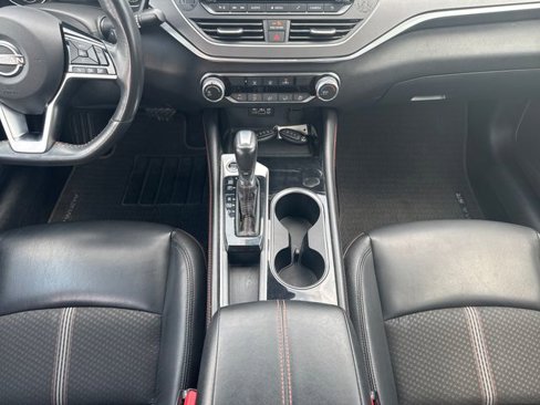 Used 2023 Nissan Altima 2.5 SR image 14