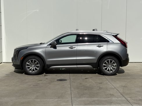 Certified 2023 Cadillac XT4 Premium Luxury w/ Technology Package image 4