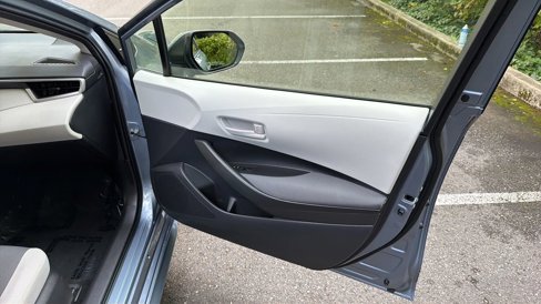Used 2023 Toyota Corolla LE image 23