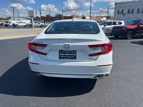 Used 2018 Honda Accord Touring image 5