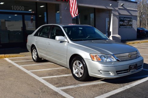 Used 2000 Toyota Avalon XL image 9