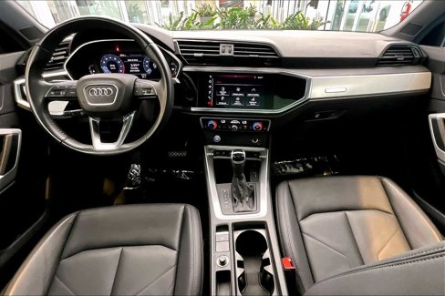 Used 2020 Audi Q3 2.0T Premium w/ Convenience Package image 14