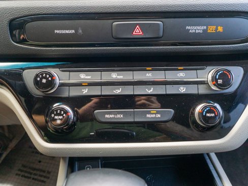 Used 2019 Kia Sedona EX image 23