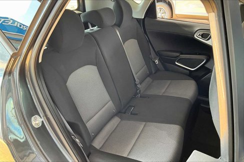 Used 2020 Kia Soul LX image 18