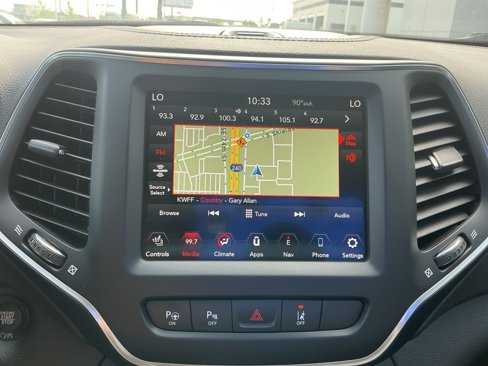 Used 2023 Jeep Cherokee Altitude Lux image 22