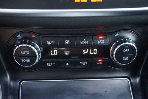 Used 2019 Mercedes-Benz CLA 250 image 35