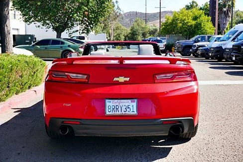 Used 2018 Chevrolet Camaro LT w/ RS Package image 9