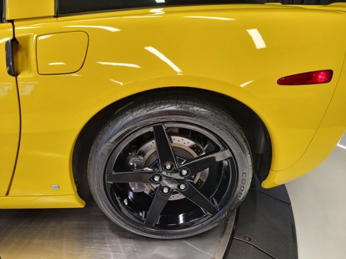 Used 2007 Chevrolet Corvette Coupe w/ Preferred Equipment Group image 43