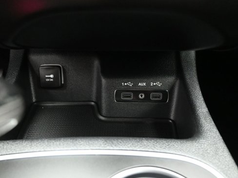 Used 2020 Dodge Durango SXT image 17