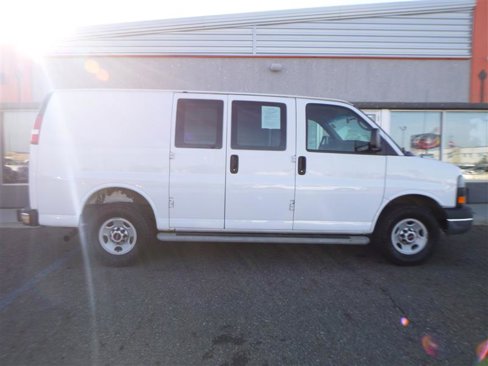 Used 2015 GMC Savana 2500 image 7