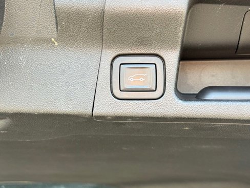 Used 2019 GMC Acadia SLT w/ Black Edition image 42