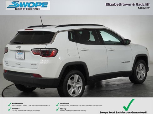 Used 2022 Jeep Compass Latitude image 2