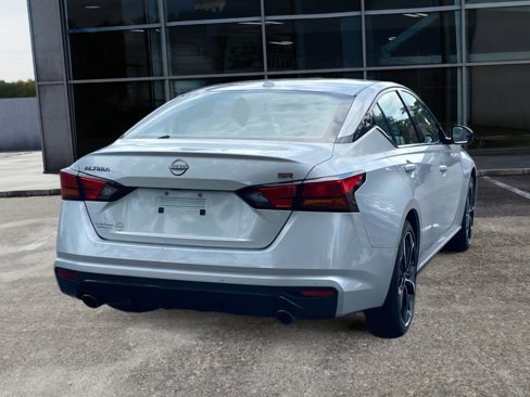 Certified 2023 Nissan Altima 2.5 SR image 7