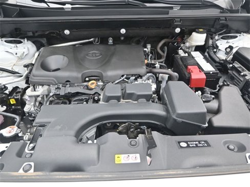 Used 2023 Toyota RAV4 LE image 17