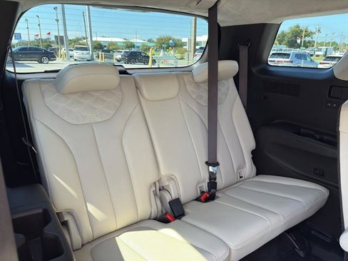 Used 2020 Hyundai Palisade Limited image 12