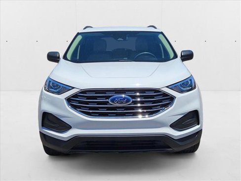 Used 2022 Ford Edge SE image 2