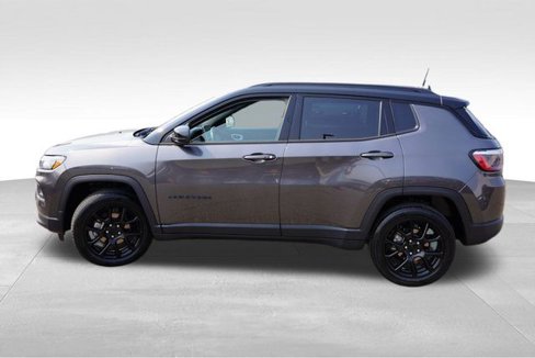 Certified 2022 Jeep Compass Altitude w/ Convenience Group image 10