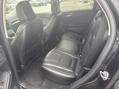 Used 2024 Ford Edge Titanium image 25