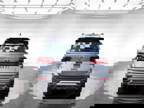 Used 2024 Volkswagen Taos S image 7
