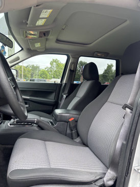 Used 2009 Jeep Grand Cherokee Laredo w/ Sun/Sound Group image 12