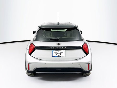 Certified 2025 MINI Cooper 2-Door Hardtop image 6