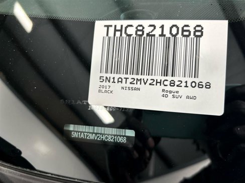 Used 2017 Nissan Rogue SV image 39