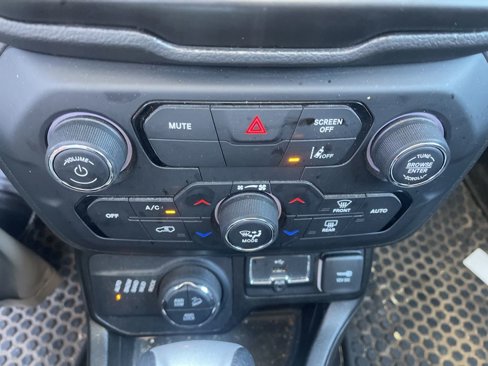 Used 2023 Jeep Renegade Trailhawk w/ Sun/Sound Group image 14