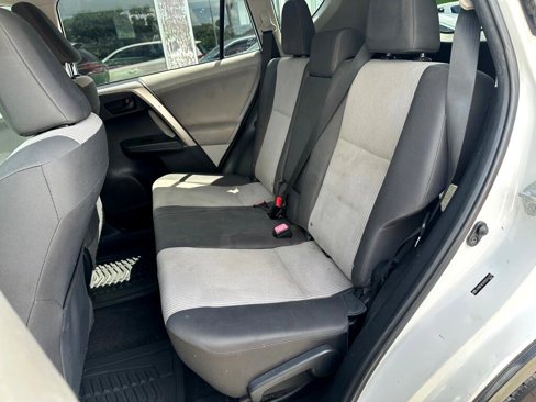 Used 2013 Toyota RAV4 LE image 19