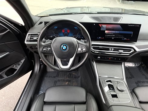 Used 2023 BMW 330e xDrive image 15