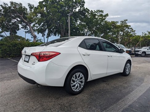 Used 2019 Toyota Corolla L image 14