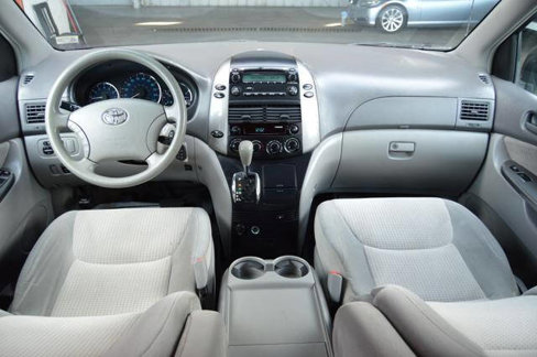 Used 2008 Toyota Sienna LE image 16