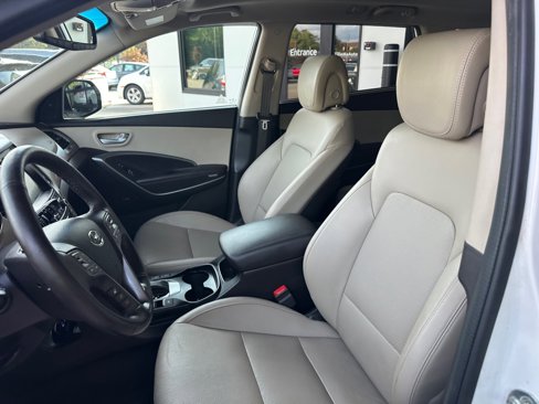 Used 2017 Hyundai Santa Fe Limited image 10