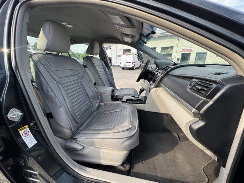 Used 2012 Toyota Camry LE image 38