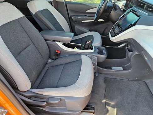 Used 2017 Chevrolet Bolt LT image 19