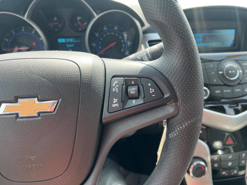 Used 2016 Chevrolet Cruze LS image 14