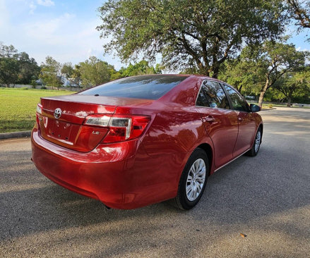 Used 2012 Toyota Camry LE image 4