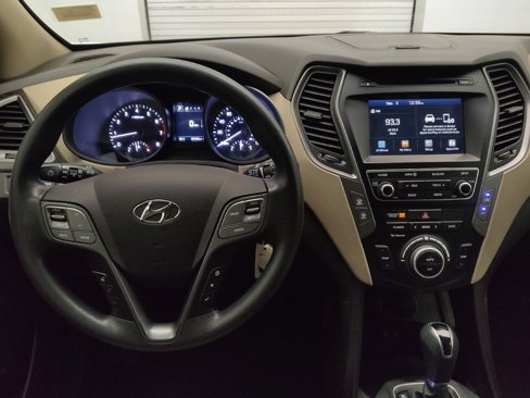 Used 2017 Hyundai Santa Fe Sport image 22