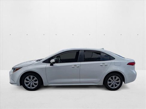 Used 2020 Toyota Corolla LE image 8