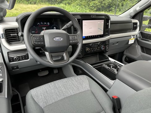 New 2025 Ford F350 XLT w/ Black Appearance Package image 45