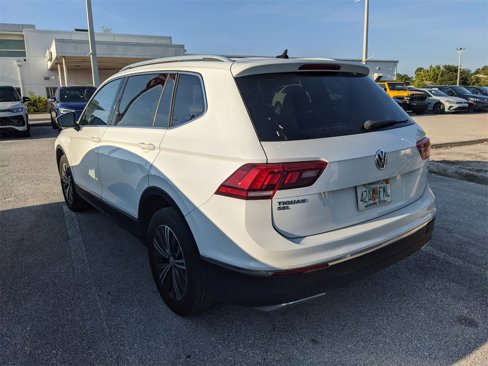Used 2018 Volkswagen Tiguan SE image 6