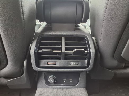 New 2025 Audi Q3 2.0T Premium image 25