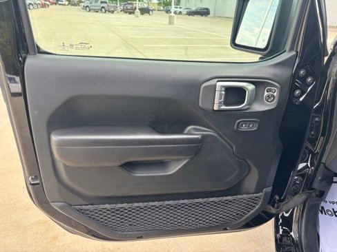 Used 2020 Jeep Wrangler Sport image 11