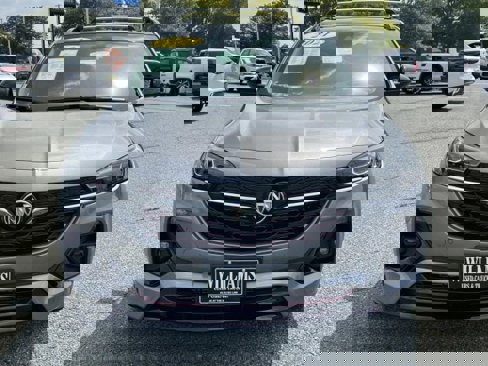 Used 2021 Buick Encore GX Essence w/ Advanced Technology Package image 2