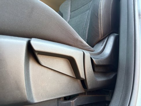 Used 2021 Nissan Rogue S image 11